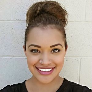 Meet your Posher, Jasmin